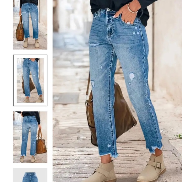 Flamingals Ripped Raw Hem Mid Rise Straight Leg Cropped Jeans Size Medium NWT - Picture 2 of 11